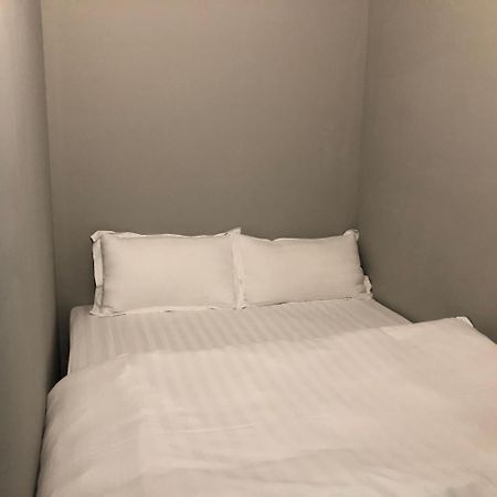 הואליין סיטי A Good Man Hostel מראה חיצוני תמונה